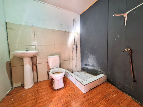 Real Oportunidad Inversión! 12 Dorm. 6 Baños, 3 Deptos Inter