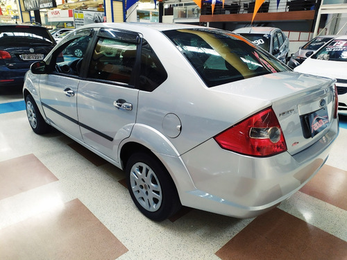 Fiesta Sedan1.6 Flex Dh/ve/te Muito Novo