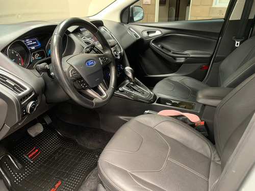 Imagen 8 de 15 de Ford Focus Titanium