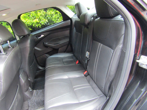 Ford Focus 2.0 Titanium At