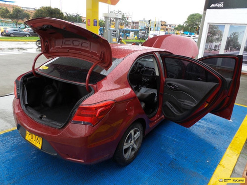 Imagen 10 de 17 de Chevrolet Onix Ltz