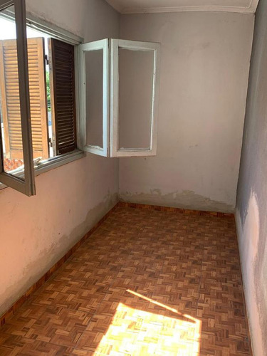 Ph En Venta - 3 Dormitorios 1 Baño - 148mts2 - Berisso