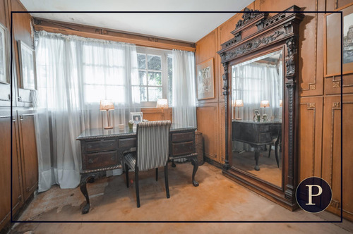Chalet De Estilo De Barrio Stella Maris