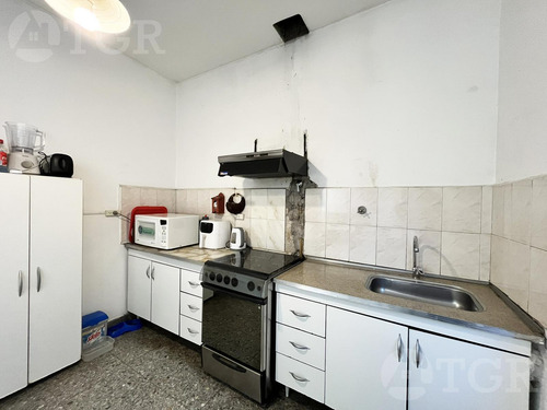 Venta Ph 3 Ambientes En Ciudadela Con Patio