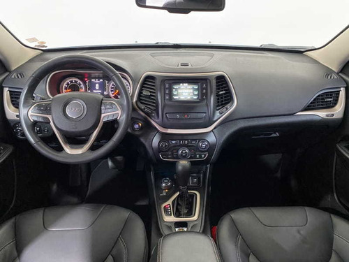Imagem 10 de 15 de Jeep Cherokee 3.2 Longitude 4x4 V6 2015