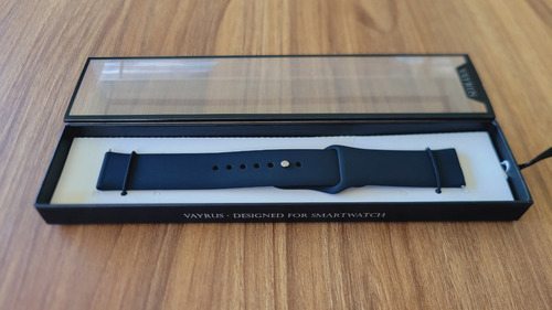 Correa Deportiva Lisa Ligera Para Smartwatch Binden Era Hit Negro 2.2 Cm