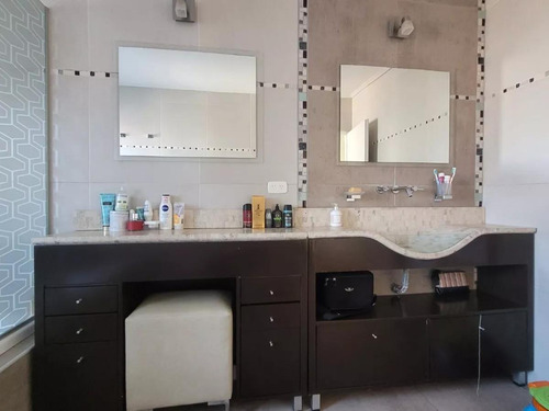 Casa En Caseros