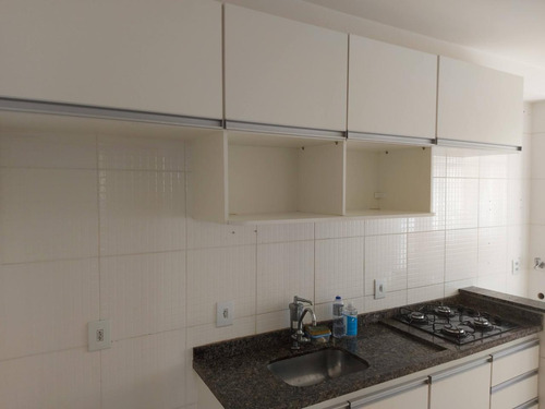 Apartamento Térreo Em Cotia Cozinha E Quartos Com Armários