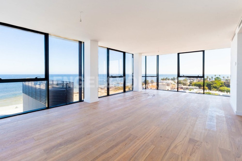 Penthouse Duplex Premium En Rambla De Carrasco - Id 3938