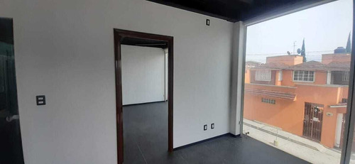 En Renta San Lorenzo Tepaltitlan, Edificio De 2 Plantastoluca