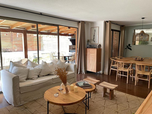 Casa En Arriendo En Lo Barnechea