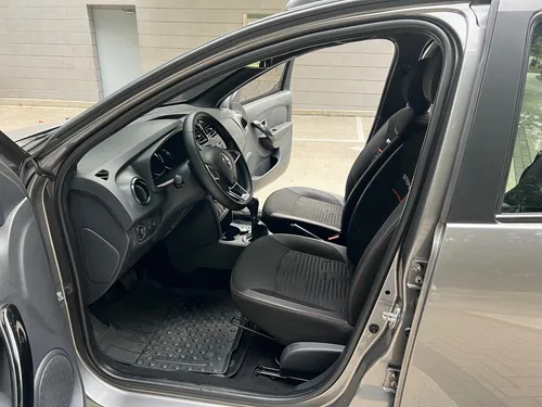 Renault Stepway 1.6 Intense Automática