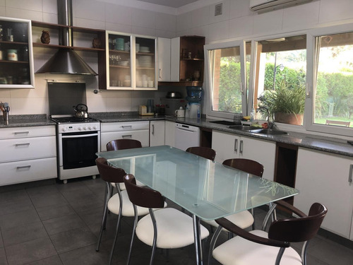 Imagen 4 de 15 de Casa - Barrio Parque Leloir