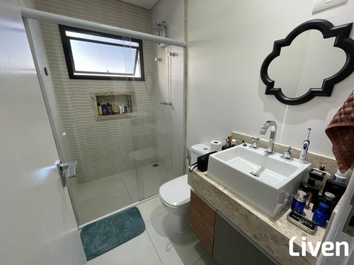 Imagem 28 de 30 de Casa Maravilhosa Com 4 Suítes, Área Gourmet, Piscina E 2 Vagas No Urbanova - So0736