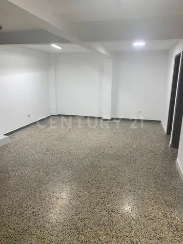 Se Renta Local Amplio En El Barzal