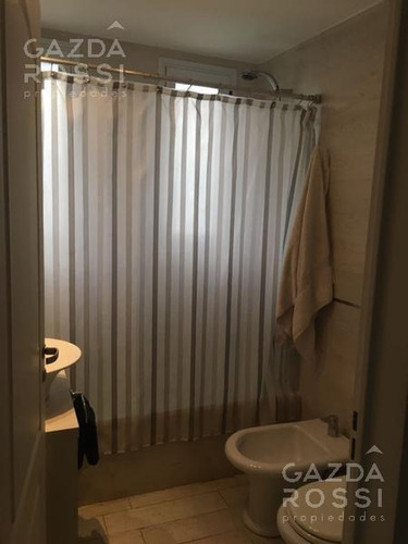 Imagen 9 de 14 de Impecable 3 Ambientes En Dúplex En La Vieja Estación Condominio Con Piscina Y Seguridad 24hs.