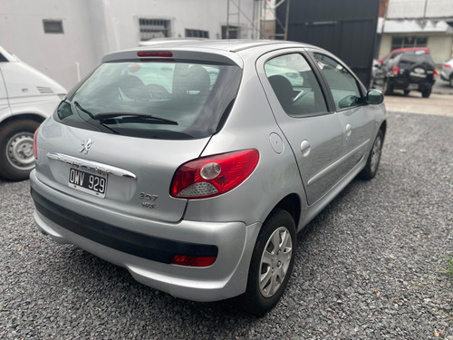 Peugeot 207 compact allure 1.4
