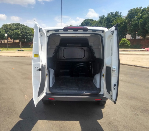 Fiat Fiorino Furgão -2021- Completa, Único Dono, Raridade !!