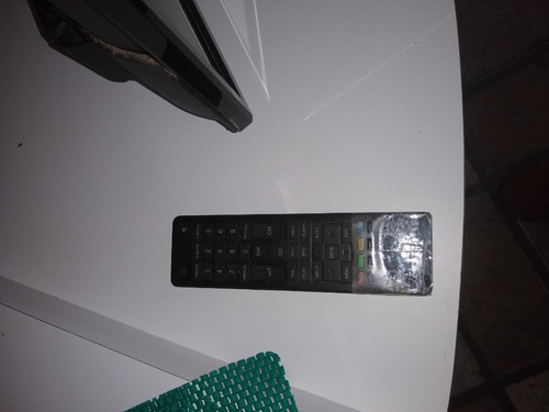 Imagen 4 de 4 de Televisor De 39 Pulgadas - Usado