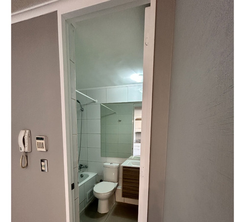 1 Dormitorio En Venta - Toro Mazote 64