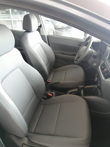 Imagen 7 de 12 de Hyundai Accent Advance Automatico