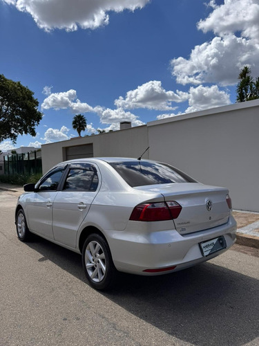 Volkswagen Voyage 1.0 12v Total Flex 4p