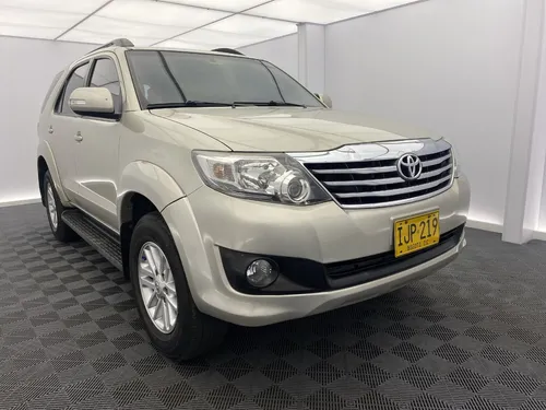 Toyota Fortuner 2.7l 4x2