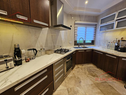 Venta De Casa En San Diego Moreno