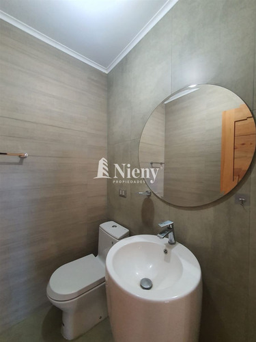 Casa En Venta De 6 Dorm. En Machalí, Condominio Doña Matilde