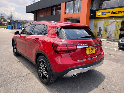 Mercedes-Benz Clase GLA 1.6 Turbo