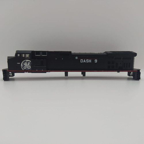 Llm Partes Carroceria Loco Ge Dash-9 Athearn 000p Ho