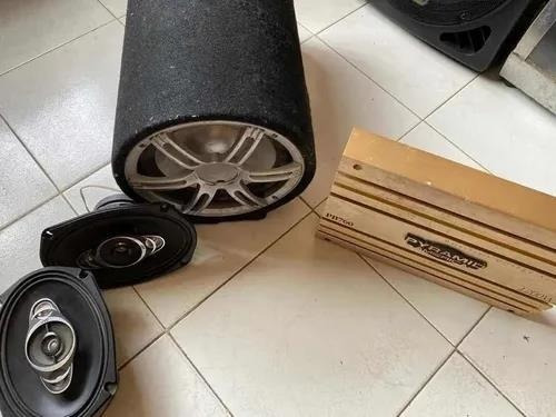 Imagen 1 de 2 de Bajo Bazuca Cajón Silverpoint 12 Pulgadas