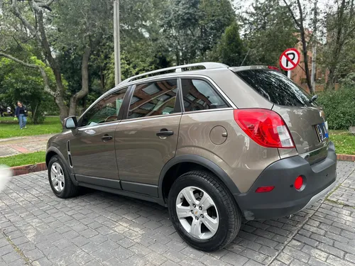 Chevrolet Captiva 2.4 Sport 182 hp