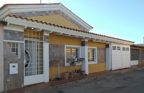 Imagen 12 de 12 de Casa Total Amoblada En Coro. 0414-5725250 Cod 22-7392