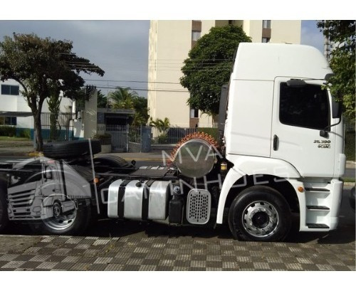 Imagem 7 de 9 de Caminhão Volkswagen 25-390 - 6x2 T
