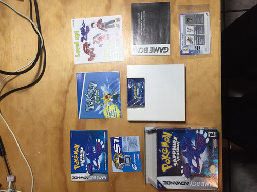 Pokémon Sapphire Version Nintendo Game Boy Advance (Usado)