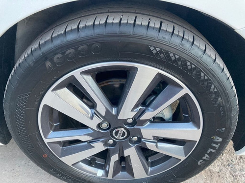 Imagen 15 de 15 de Nissan Versa Advance, 2020