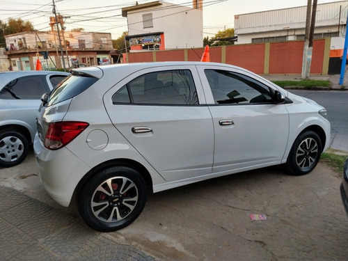 Chevrolet Onix 1.4 Lt Muy Bueno Tomo Auto Fcio X Bco