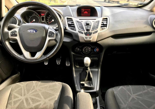 Ford Fiesta Titanium 1.6