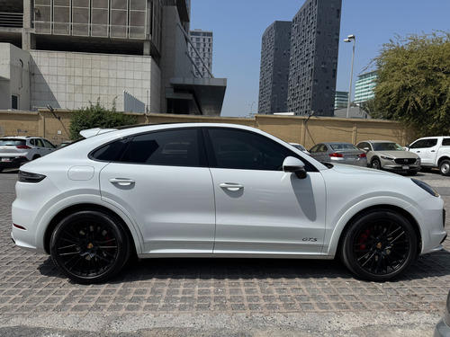 Porshe Cayenne Gts Coupe