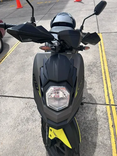 Akt Dynamic Pro 125 Modelo 2025 1.900 Km Soat Marzo 2026