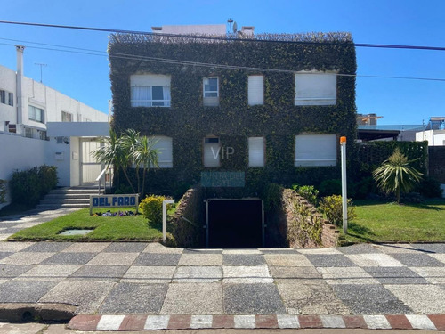 Imagen 19 de 19 de Apartamento De 1 Dormitorio Con Parrillero Propio, Peninsula, Punta Del Este.