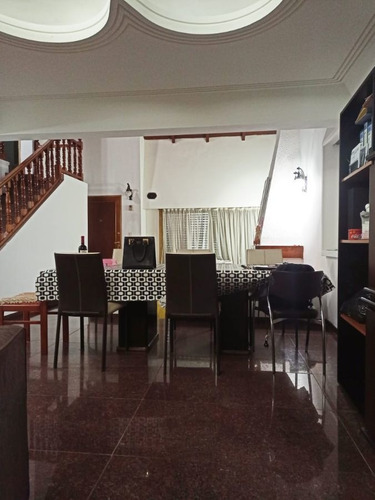 Imagen 6 de 9 de Casa En Venta De 3 Dormitorios C/ Cochera En Ramos Mejía