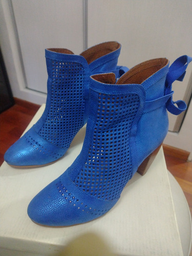 Botas Mujer Nro 37 Alfonsina Fal 