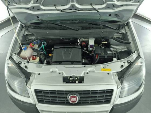 Imagem 10 de 15 de Fiat Doblò 1.8 Mpi Essence 7l 16v Flex 4p Manual