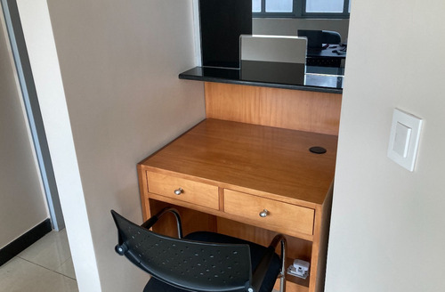 Imagen 5 de 9 de Confortables Oficinas Coworking, En Edificio De Oficinas Nuevas. En Centro Expresso Baruta.
