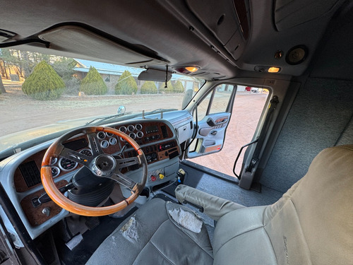 Tractocamión 2006 Peterbilt 387 - C15 - Manual 18 Vel.