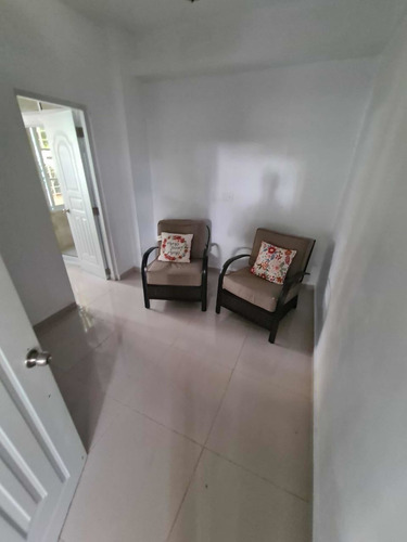 Imagen 11 de 30 de Casa De Oportunidad Con Piscina En Residencial Cerrado