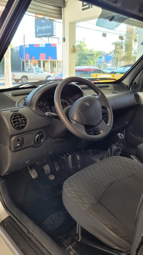Imagen 9 de 15 de Renault Kangoo 2018 1.6 Furgon Ph3 Confort 1plc