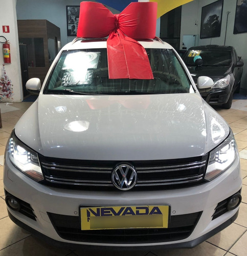 Imagem 2 de 15 de Volkswagen Tiguan 2012 2.0 Gasolina Tsi Com Teto Branco